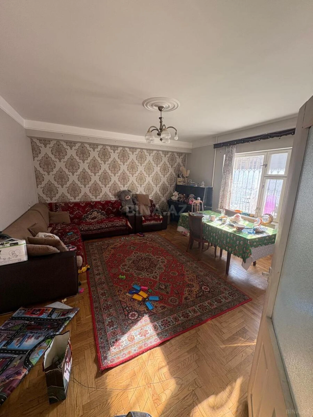 Satılır 4 otaqlı mənzil 112 m²