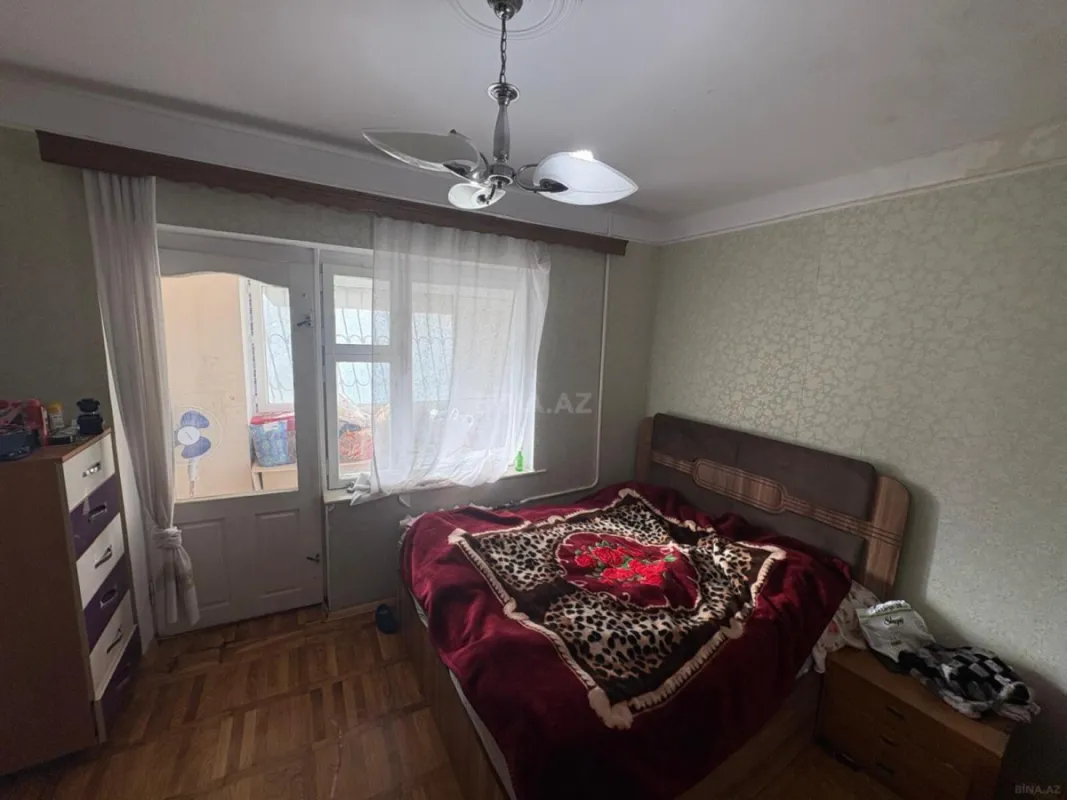 Satılır 4 otaqlı mənzil 112 m²