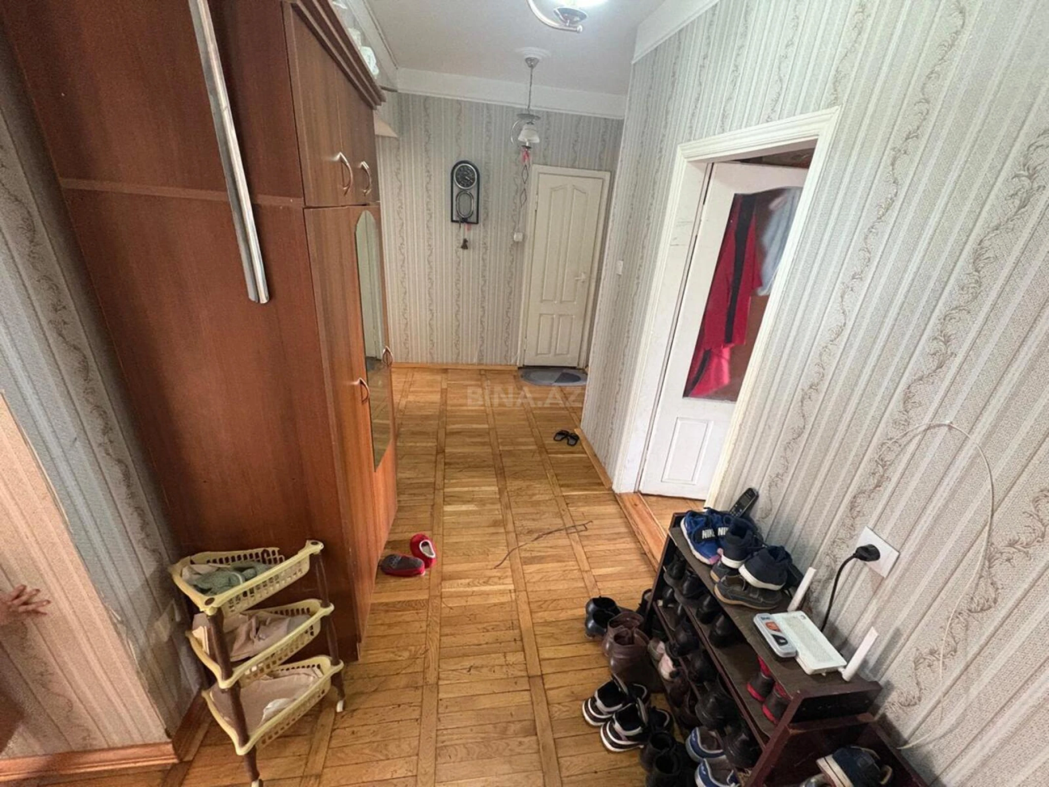 Satılır 4 otaqlı mənzil 112 m²