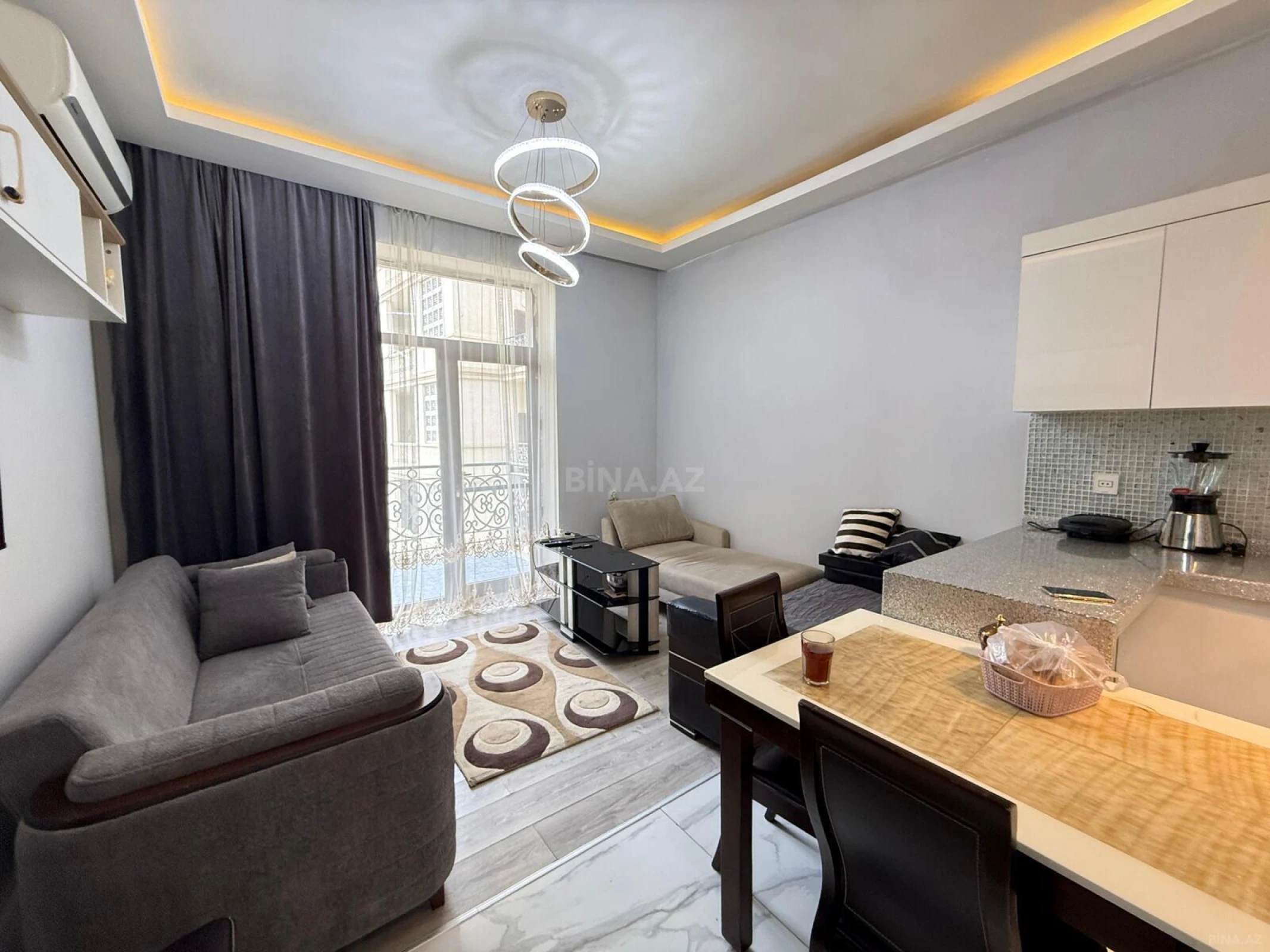 Kirayə verilir 2 otaqlı mənzil 60 m²