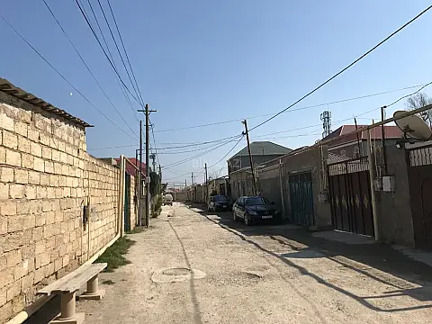 Satılır 6 otaqlı həyət evi 250 m²