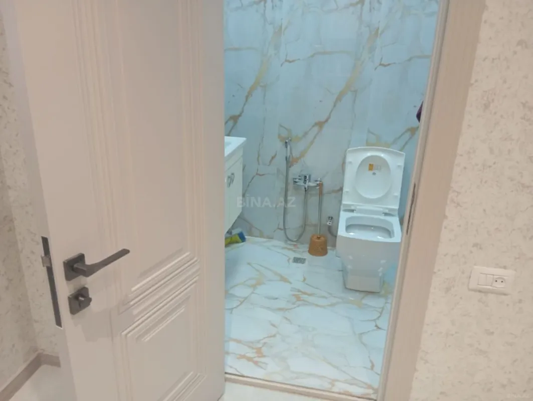 Kirayə verilir 2 otaqlı mənzil 80 m²