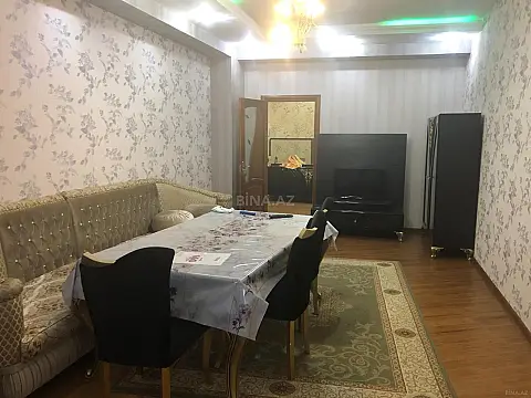 Kirayə verilir 2 otaqlı mənzil 85 m²
