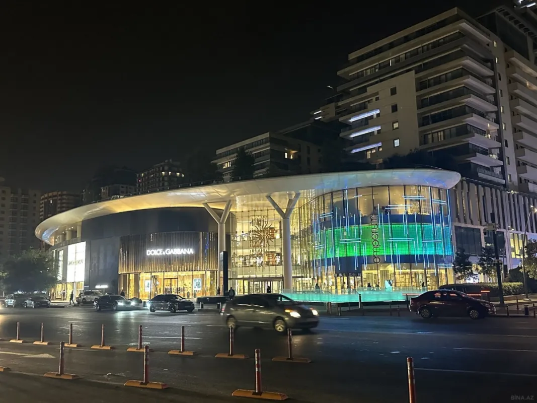 Kirayə verilir 3 otaqlı mənzil 170 m²