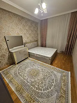 Satılır 2 otaqlı mənzil 72 m²