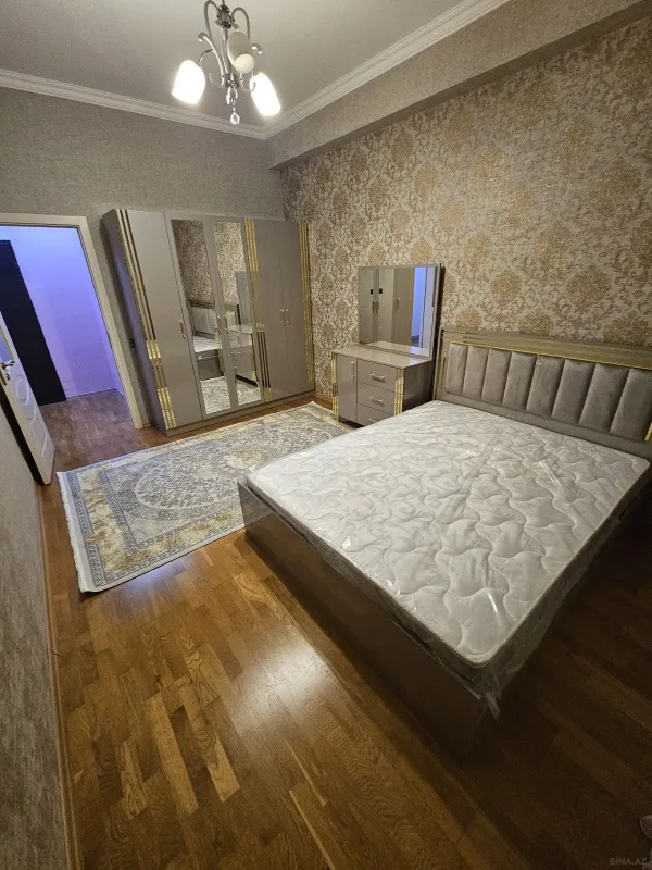 Satılır 2 otaqlı mənzil 72 m²