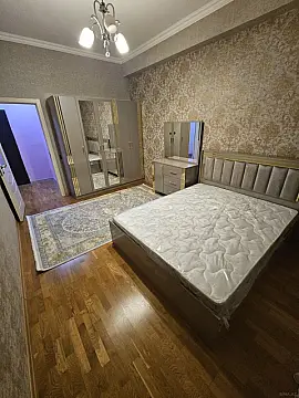 Satılır 2 otaqlı mənzil 72 m²