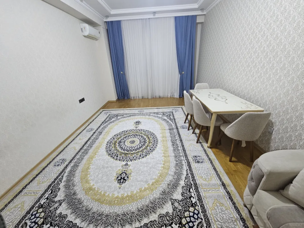 Satılır 2 otaqlı mənzil 72 m²