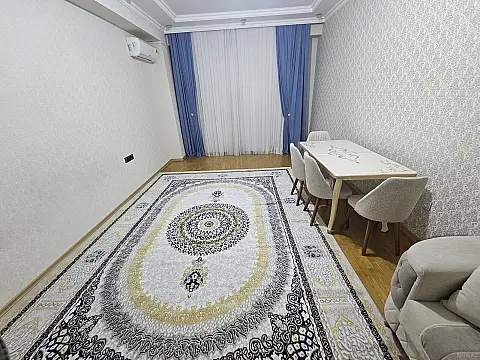 Satılır 2 otaqlı mənzil 72 m²