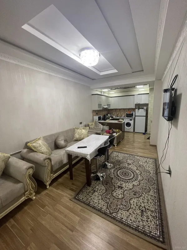 Kirayə verilir 2 otaqlı mənzil 55 m²
