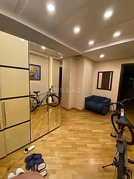 Kirayə verilir 2 otaqlı mənzil 100 m²