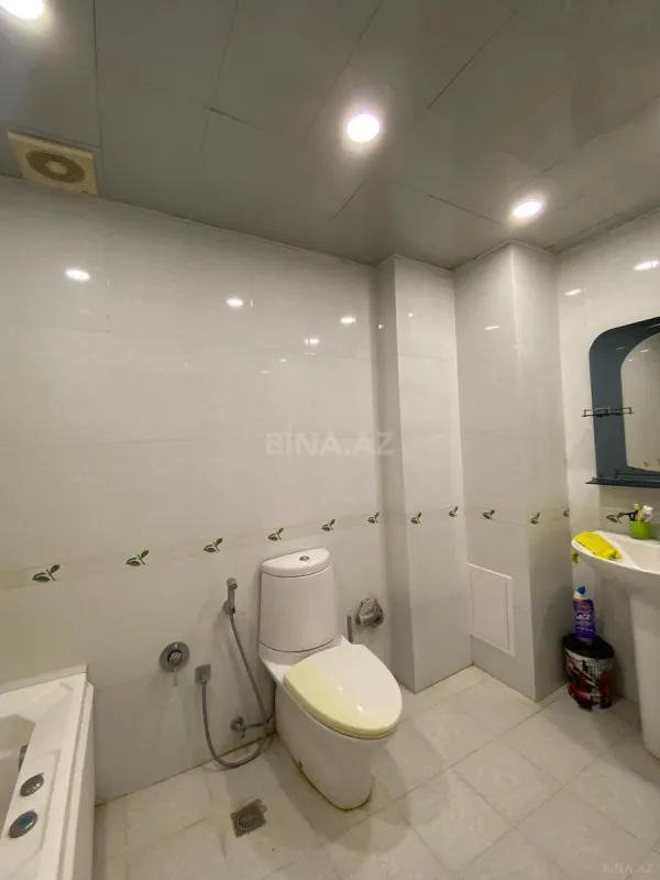 Kirayə verilir 2 otaqlı mənzil 100 m²