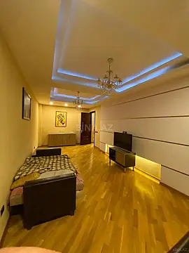 Kirayə verilir 2 otaqlı mənzil 100 m²