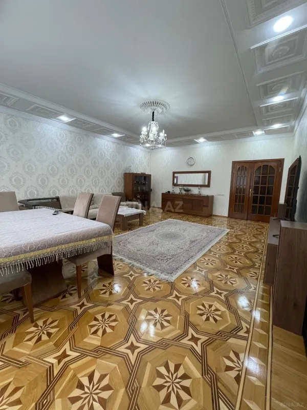 Satılır 3 otaqlı mənzil 115 m²