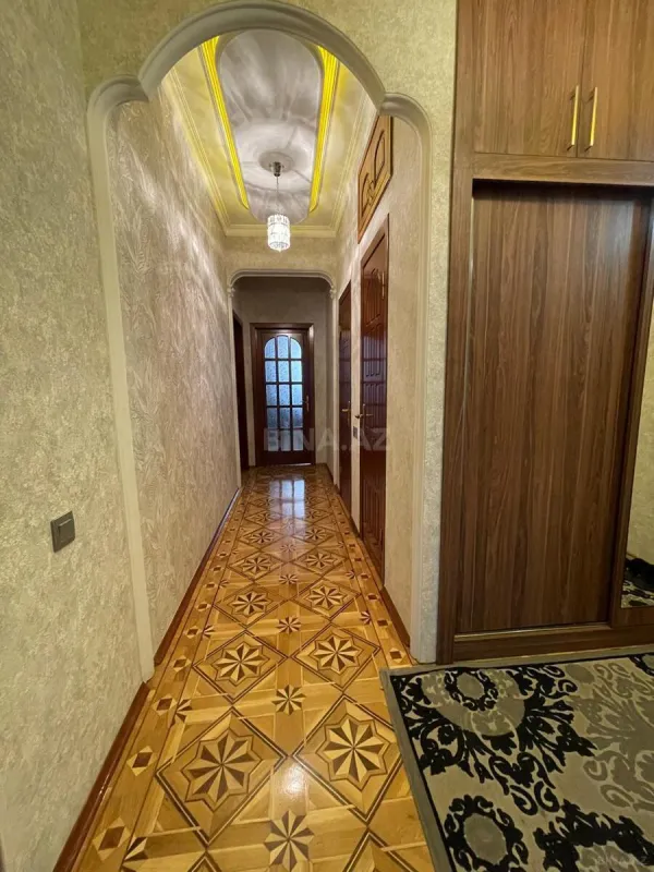 Satılır 3 otaqlı mənzil 115 m²