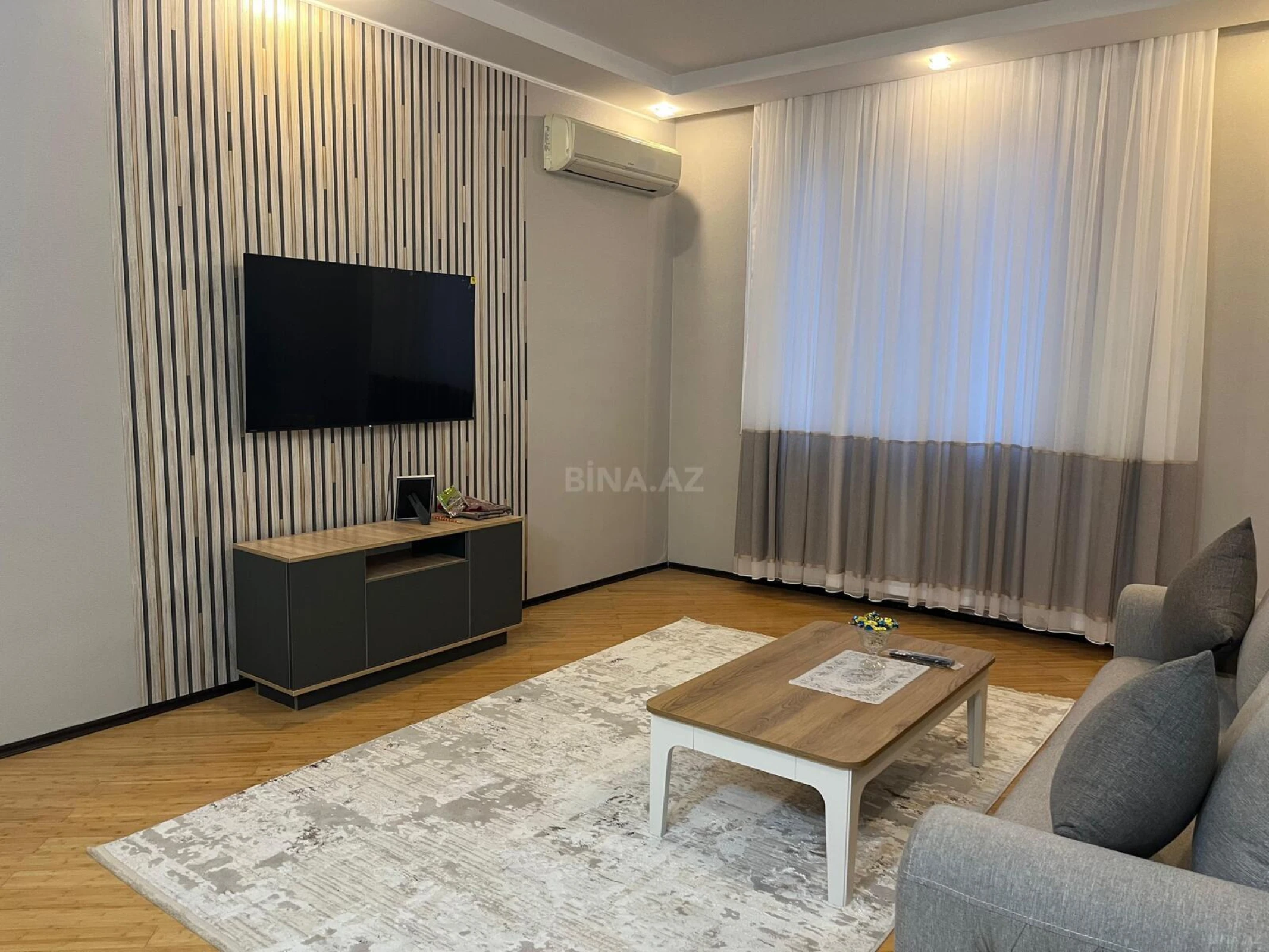 Satılır 2 otaqlı mənzil 70 m²