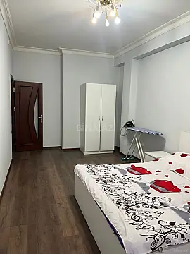 Kirayə verilir 3 otaqlı mənzil 121 m²