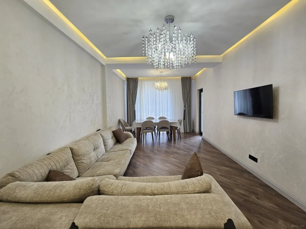 Kirayə verilir 2 otaqlı mənzil 70 m²