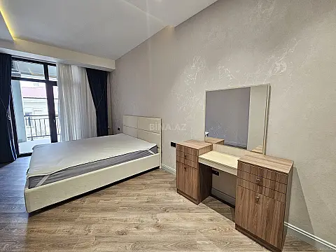 Kirayə verilir 2 otaqlı mənzil 70 m²