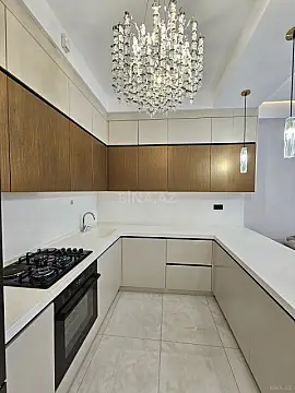 Kirayə verilir 2 otaqlı mənzil 70 m²