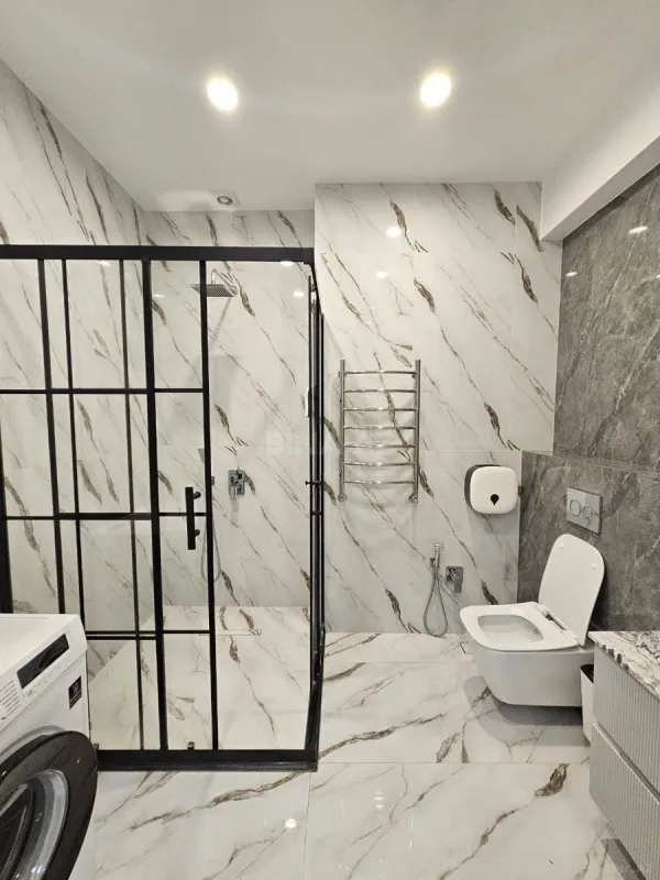 Kirayə verilir 2 otaqlı mənzil 70 m²