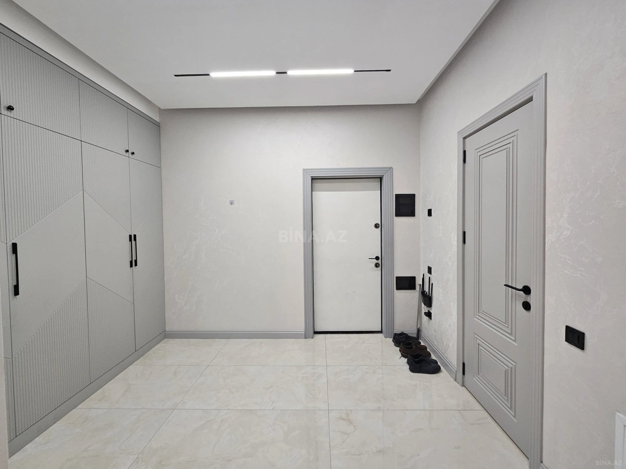 Kirayə verilir 2 otaqlı mənzil 70 m²