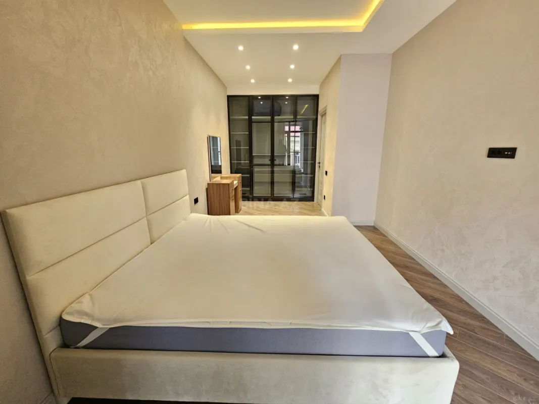 Kirayə verilir 2 otaqlı mənzil 70 m²