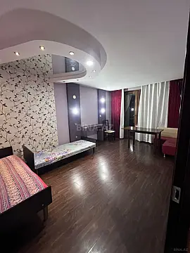 Kirayə verilir 1 otaqlı mənzil 45 m²