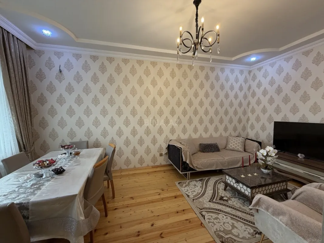 Satılır 7 otaqlı həyət evi 147 m²
