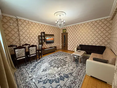 Satılır 2 otaqlı mənzil 57 m²