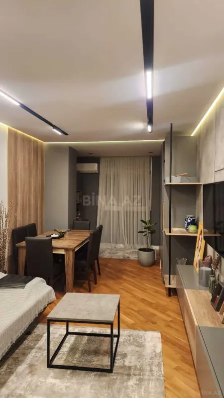 Satılır 2 otaqlı mənzil 60 m²
