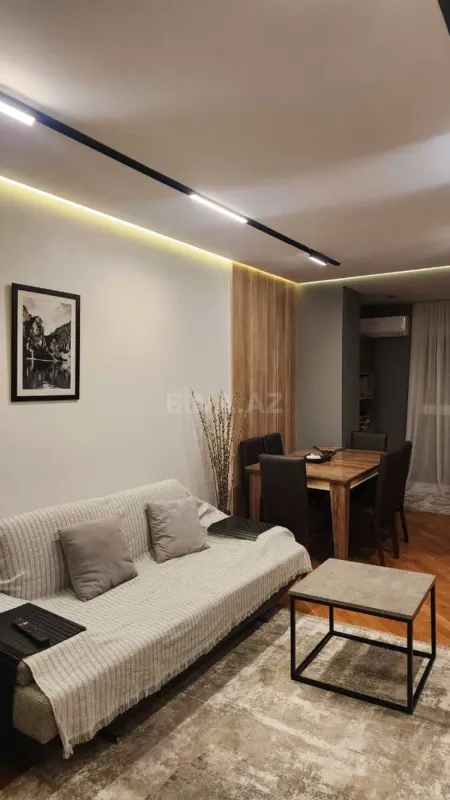 Satılır 2 otaqlı mənzil 60 m²
