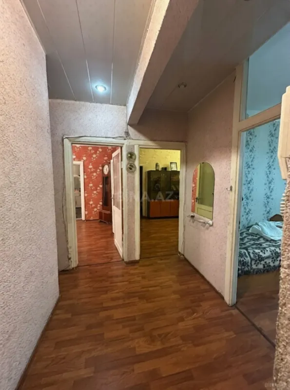 Satılır 5 otaqlı mənzil 125 m²