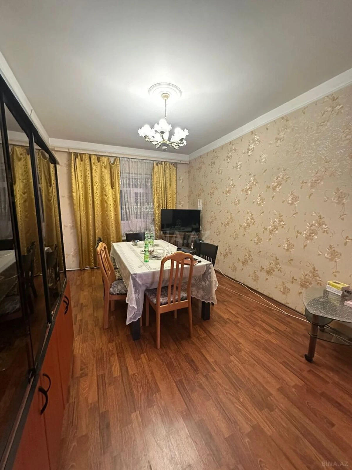 Satılır 5 otaqlı mənzil 125 m²