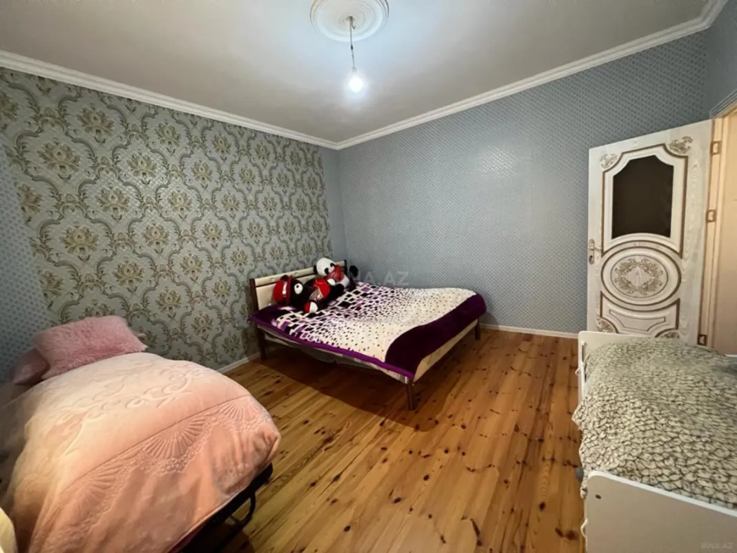 Satılır 4 otaqlı həyət evi 216 m²