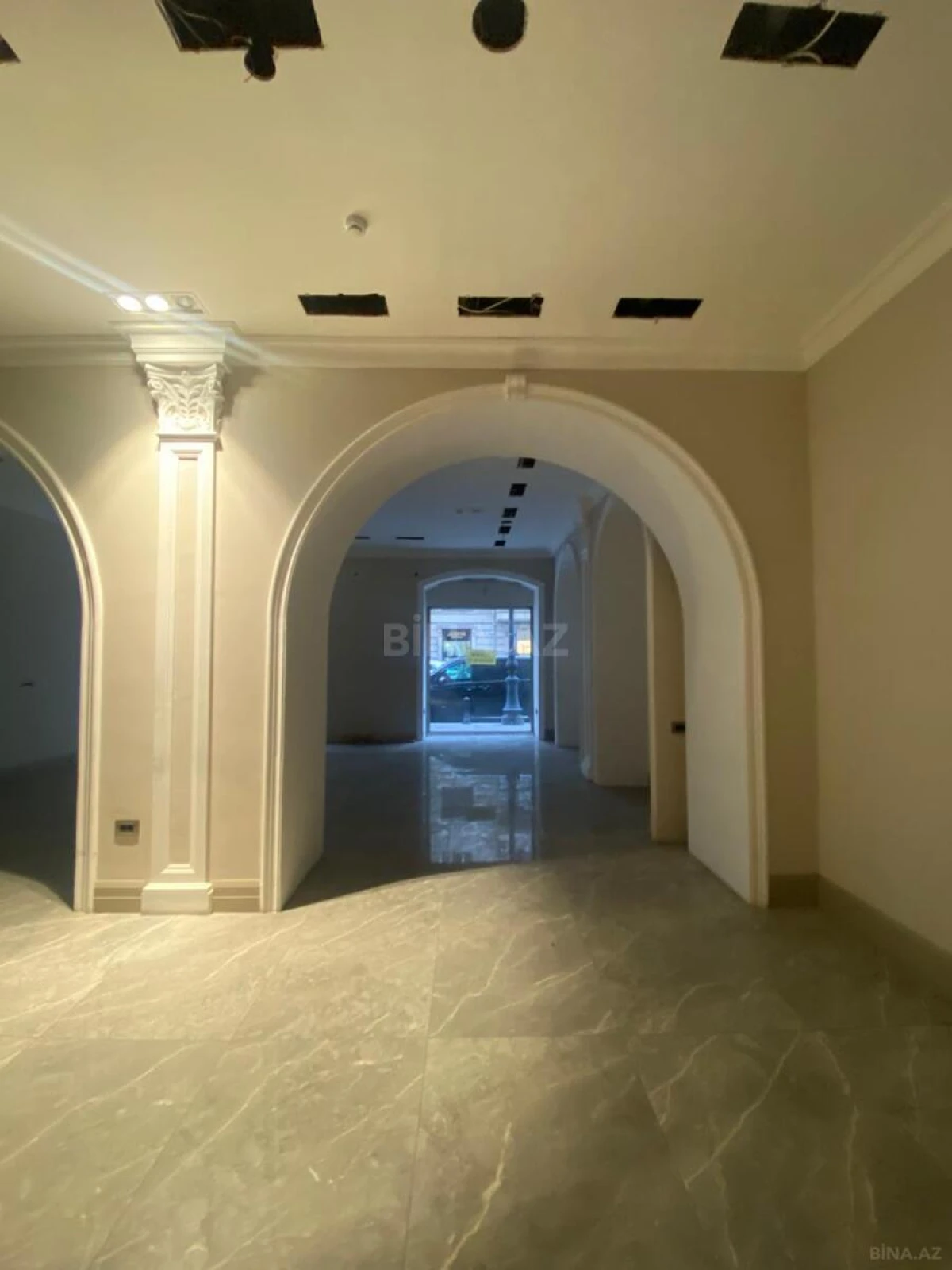 Kirayə verilir obyekt 300 m²