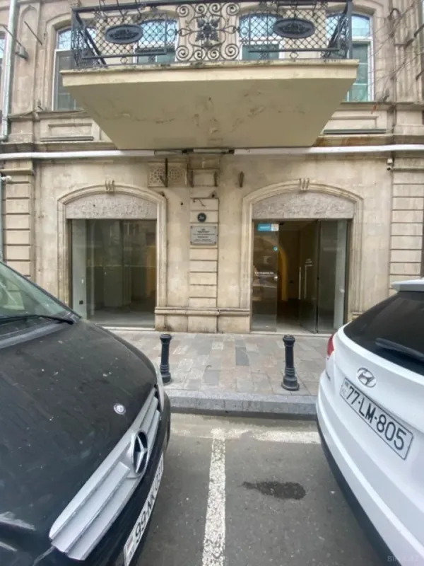 Kirayə verilir obyekt 300 m²