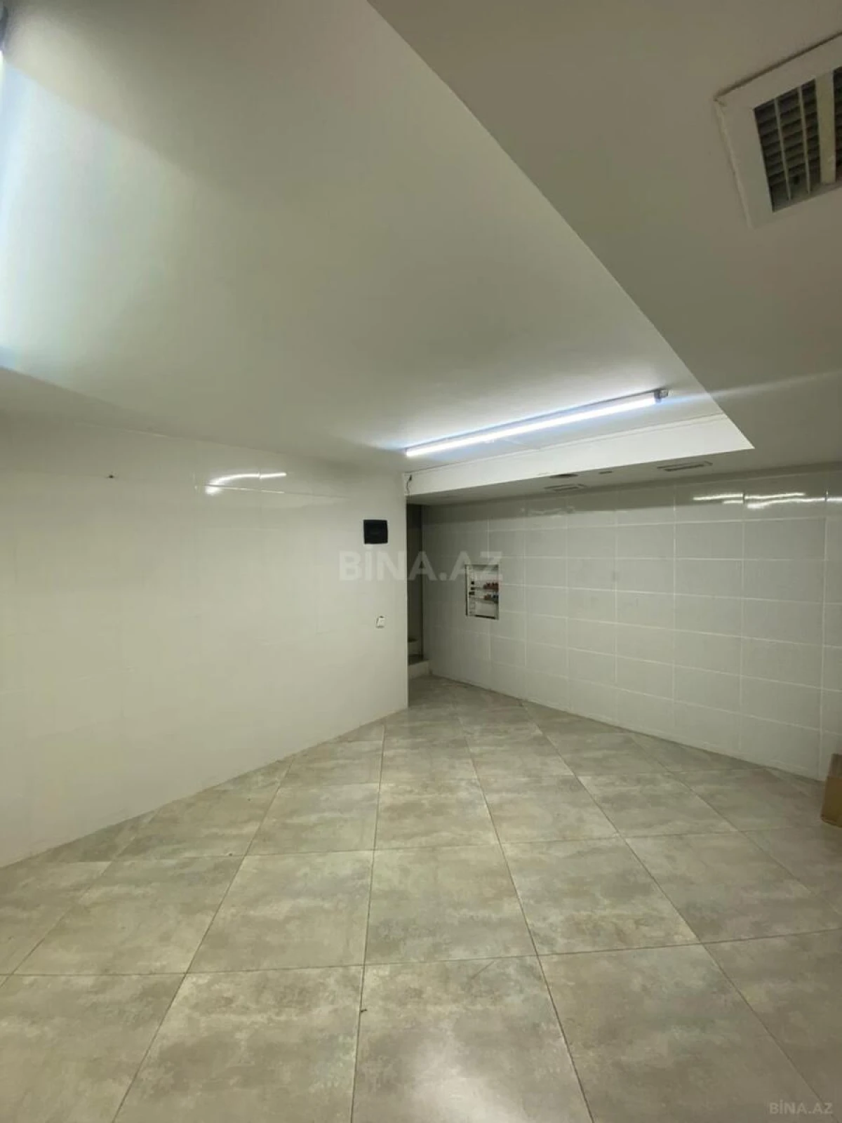 Kirayə verilir obyekt 300 m²