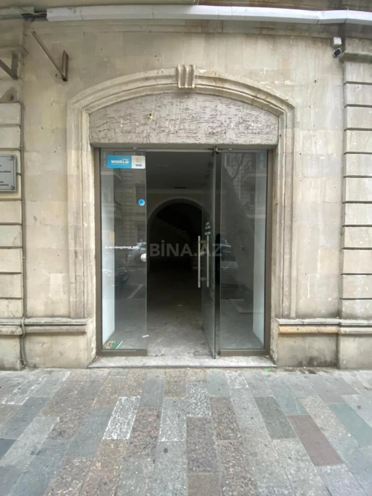 Kirayə verilir obyekt 300 m²