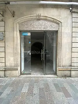 Kirayə verilir obyekt 300 m²