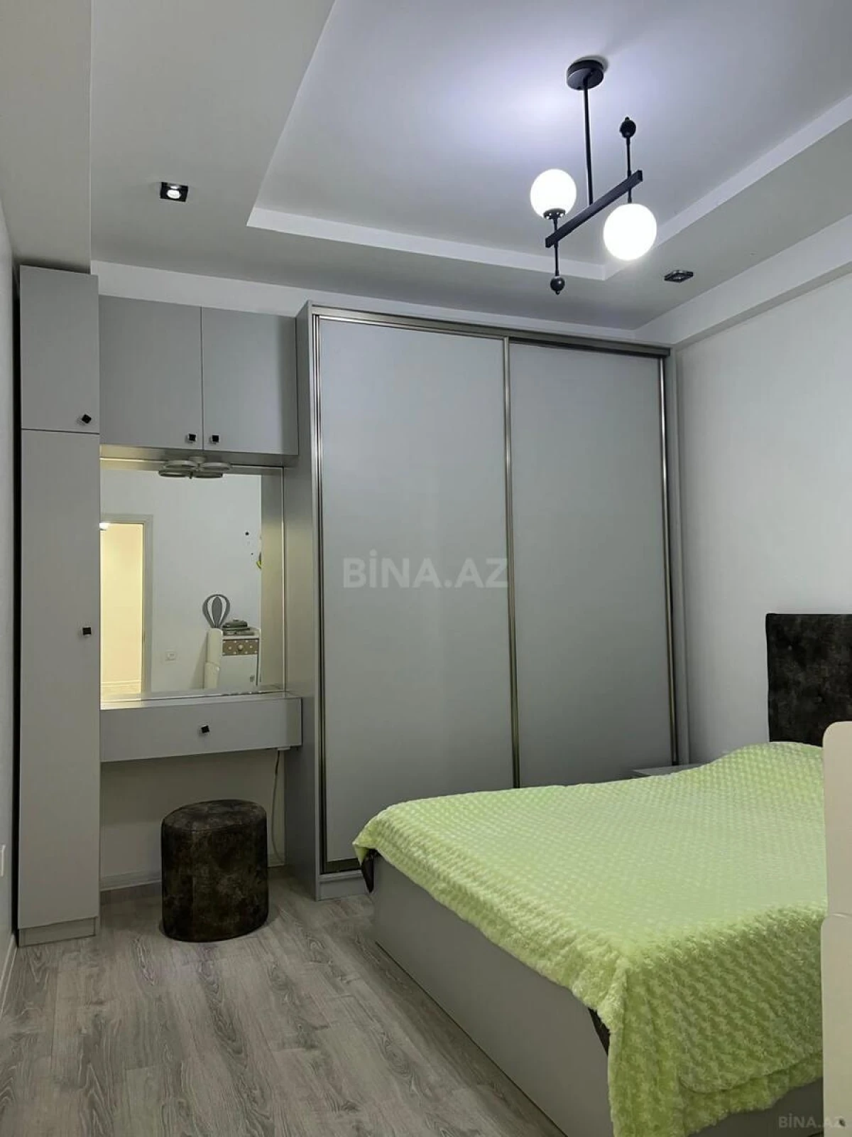 Kirayə verilir 2 otaqlı mənzil 60 m²