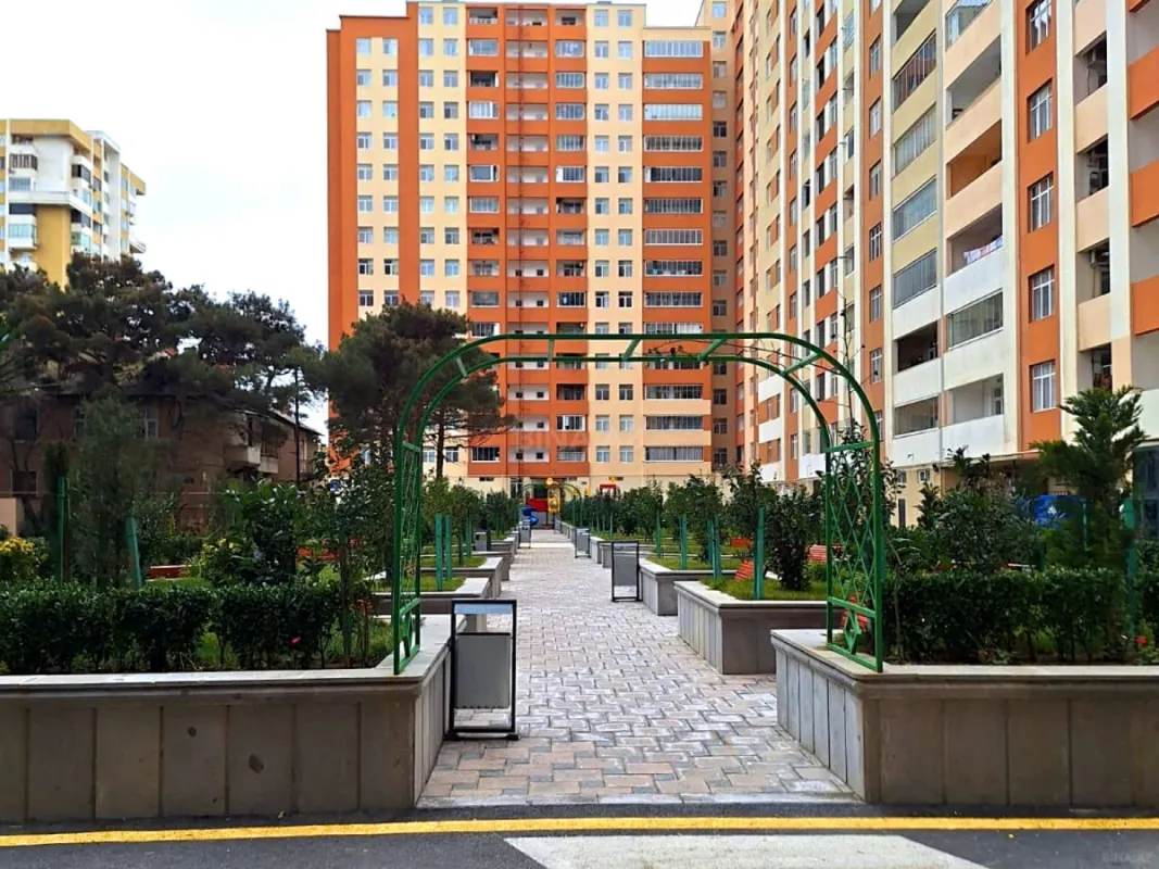 Satılır 3 otaqlı mənzil 79 m²