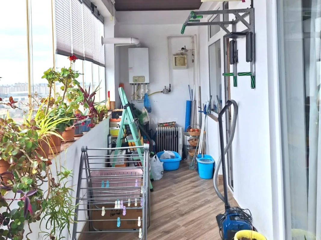 Satılır 3 otaqlı mənzil 79 m²