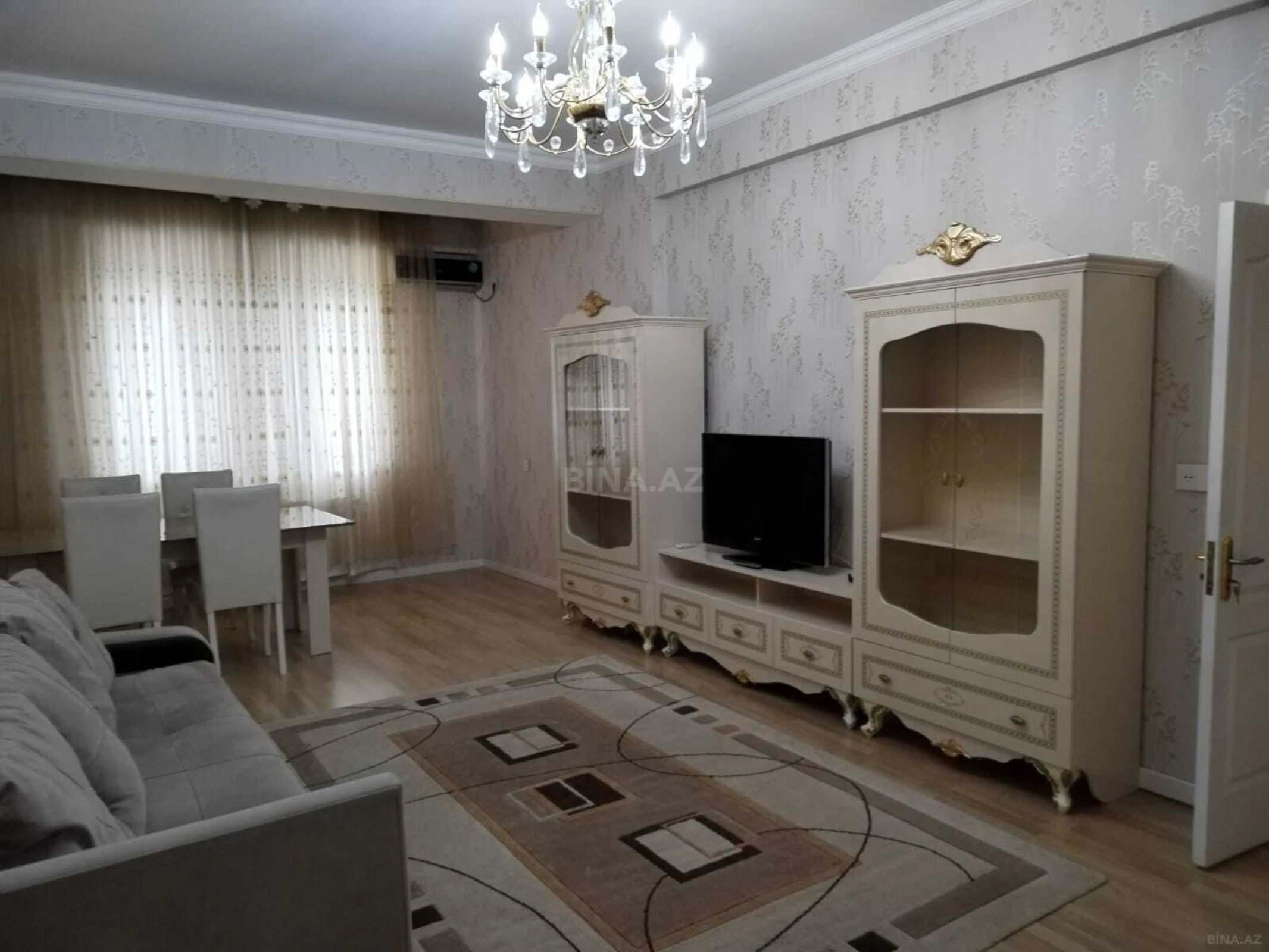 Kirayə verilir 3 otaqlı mənzil 105 m²