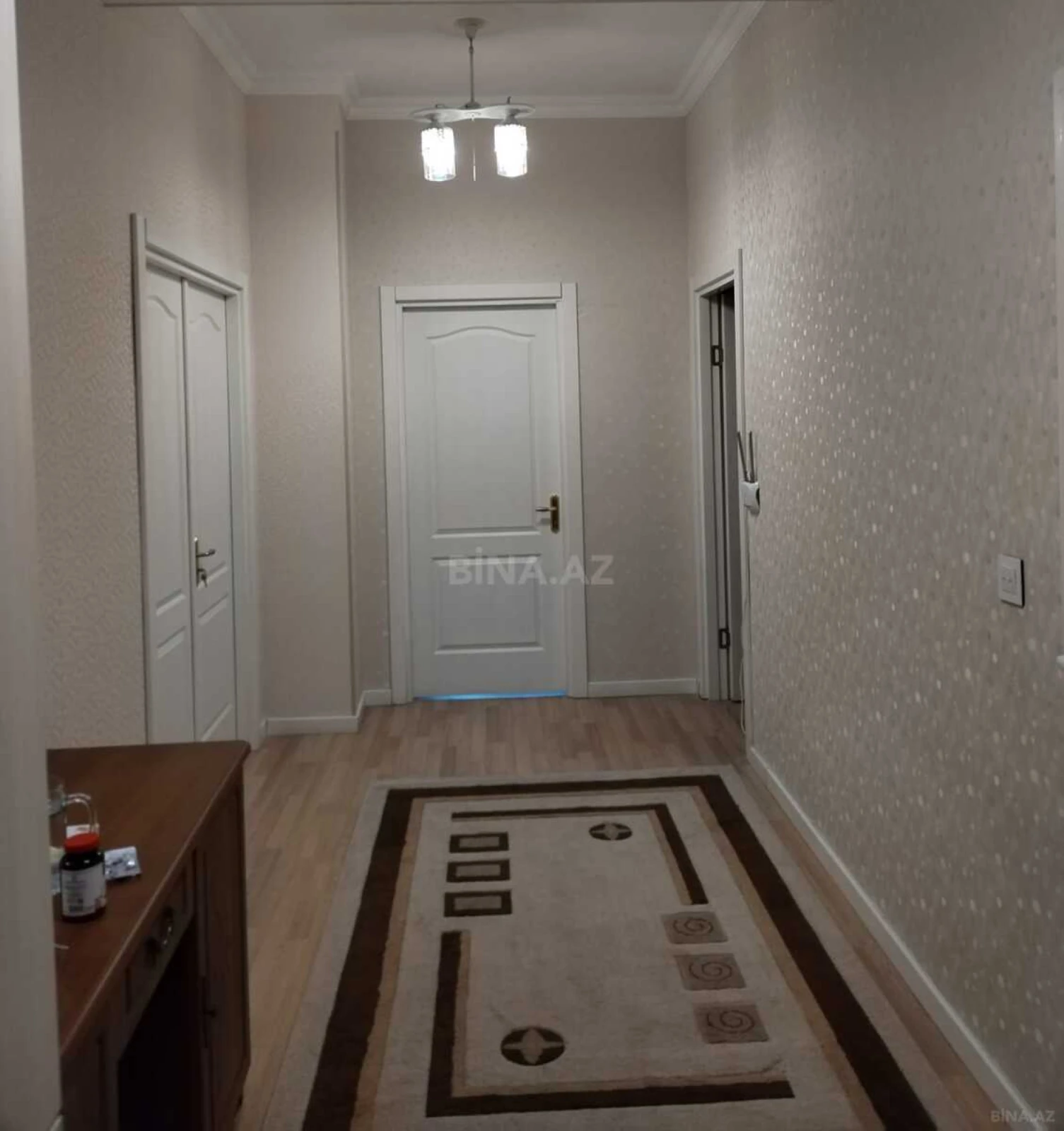 Kirayə verilir 3 otaqlı mənzil 105 m²