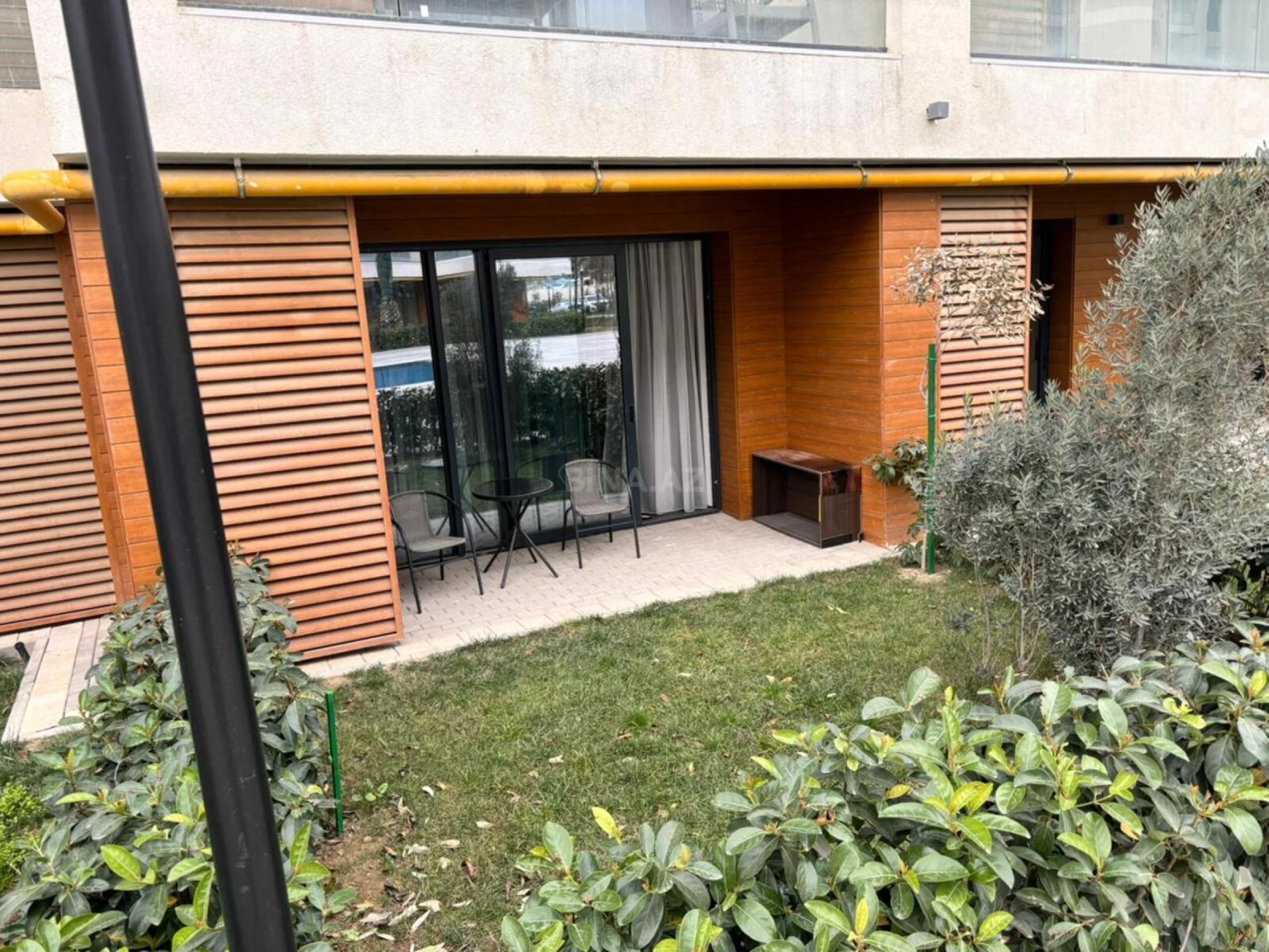 Satılır 2 otaqlı mənzil 57 m²