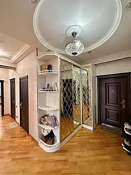 Satılır 3 otaqlı mənzil 139 m² — Bakı, Şəhər mərkəzi 3 otaq 139.00 m²