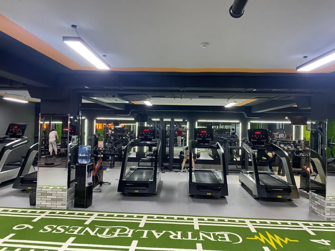 Satılır obyekt 500 m²