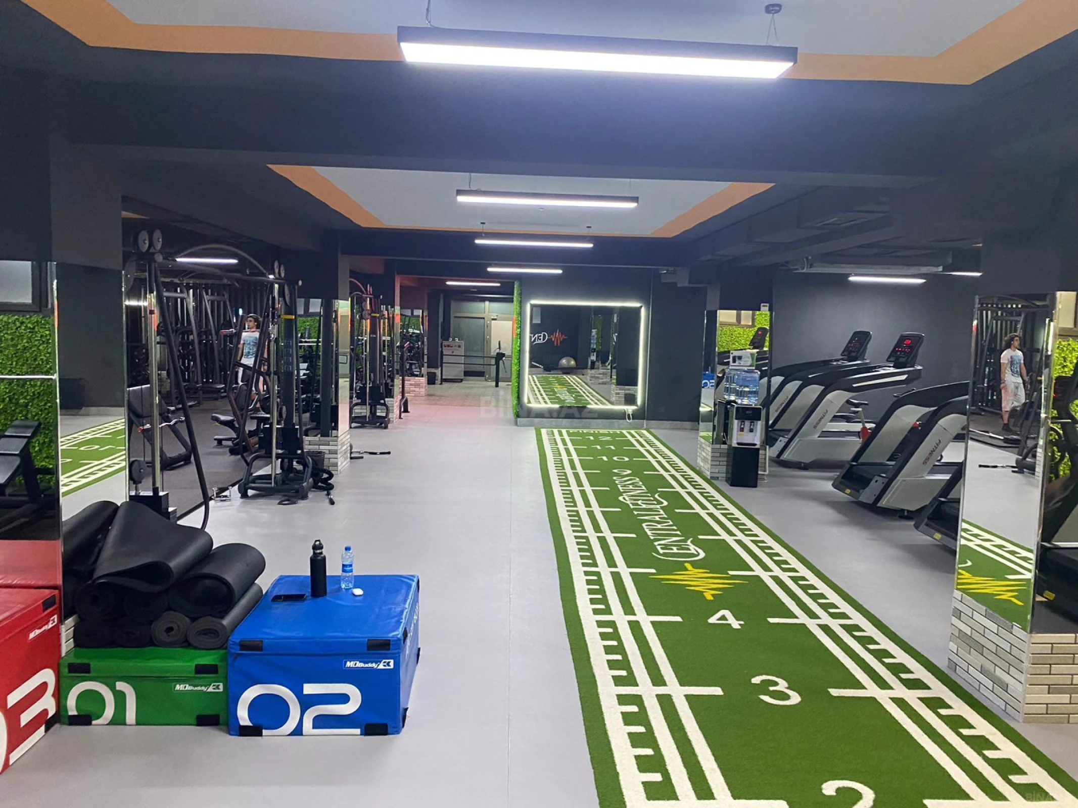 Satılır obyekt 500 m²