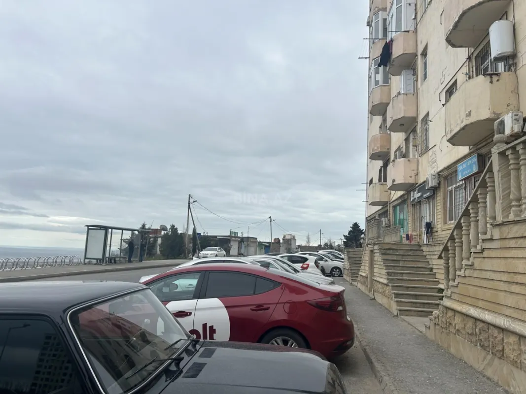 Satılır 3 otaqlı mənzil 95 m²